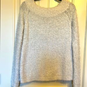 Long sleeve crew neck sweater